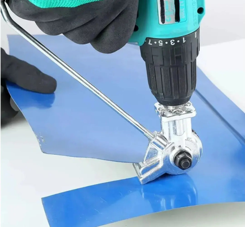 Accessoire de perceuse pour découpe de tôle